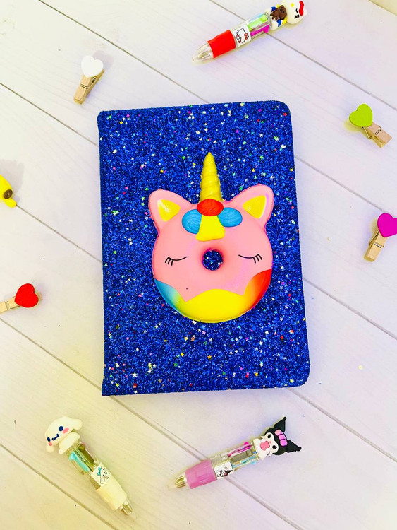 دفتر اسکویشی تک شاخ اکلیلی