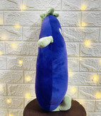 عروسک بادمجان