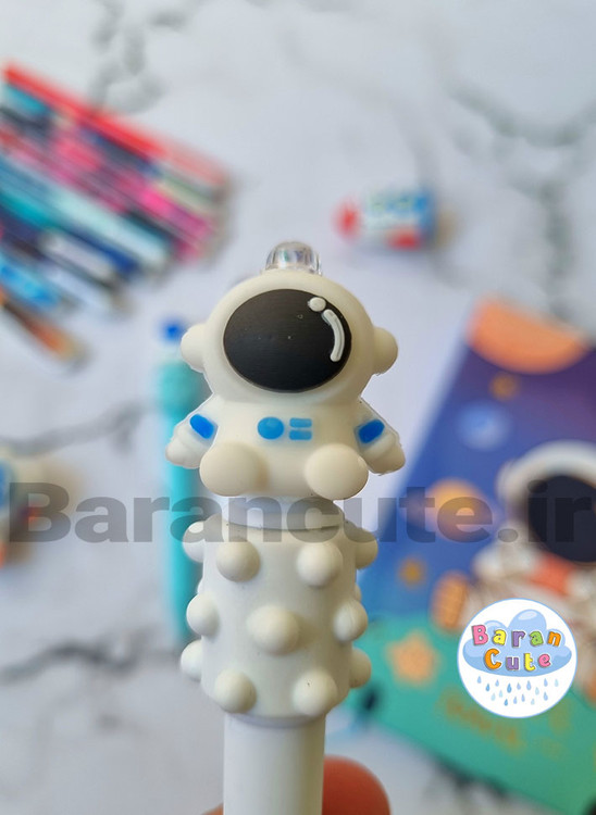 اتود بینهایت فضانورد