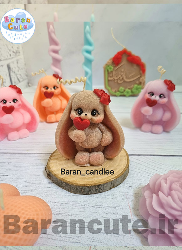 شمع دستساز عطری طرح خرگوش آبنباتی