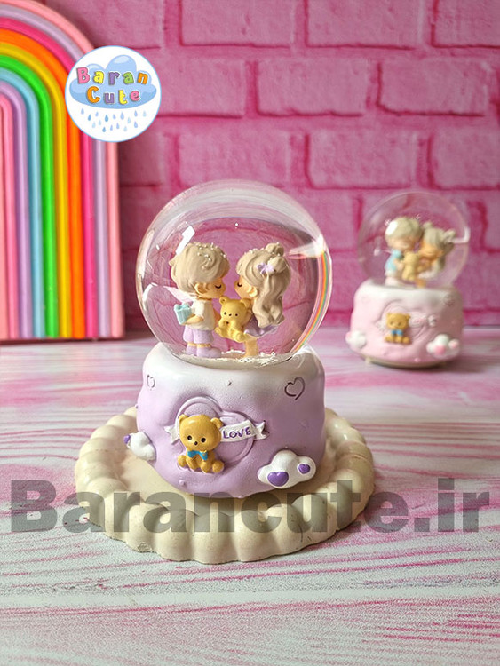 گوی موزیکال برفی چراغ دار (سایز متوسط) طرح دختر و پسر کیوت یاسی