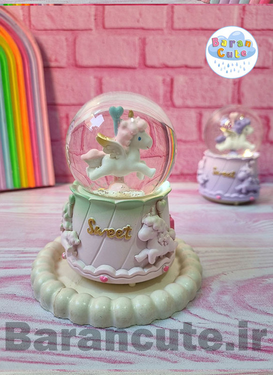 گوی موزیکال برفی چراغ دار (سایز متوسط) طرح یونیکورن صورتی