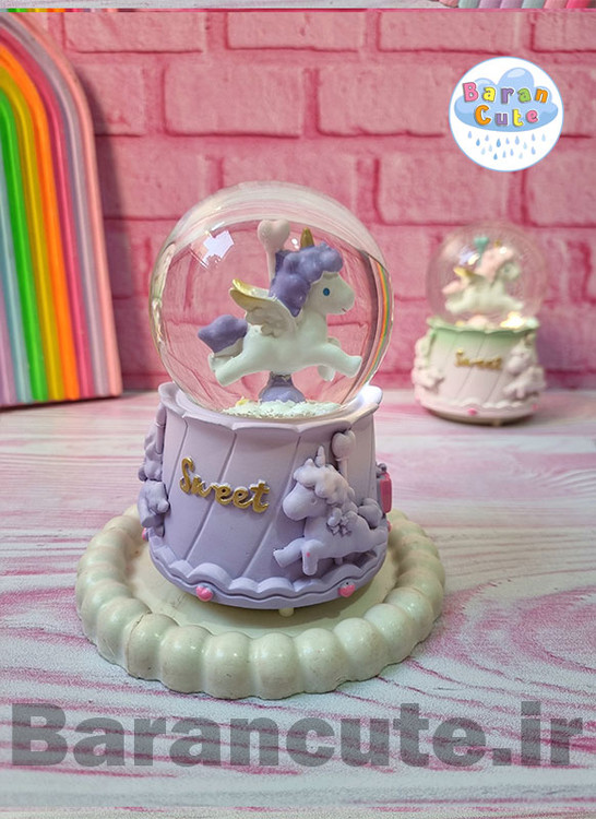 گوی موزیکال برفی چراغ دار (سایز متوسط) طرح یونیکورن یاسی