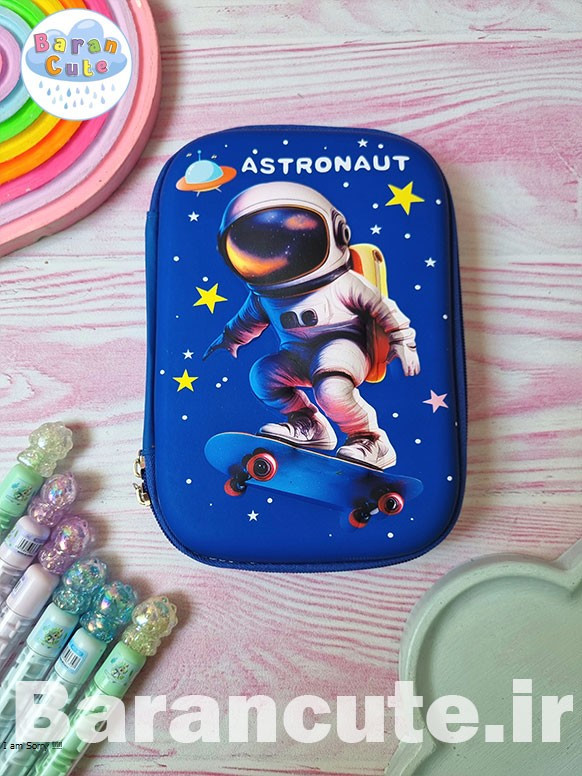 جامدادی وارداتی کتابی برجسته طرح فضانورد